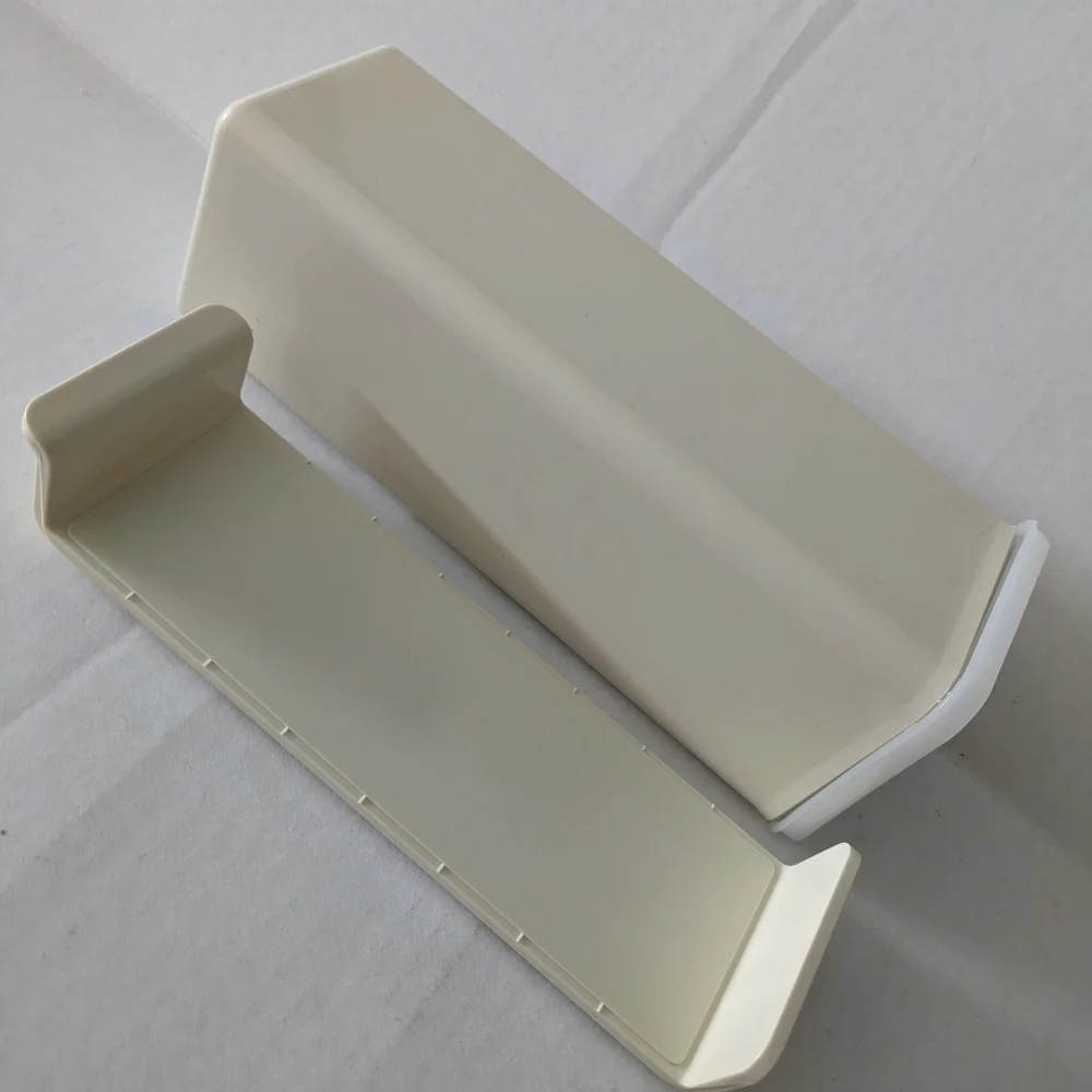 Tupperware Cream Food Storage Container. Made For Velveeta/Cheese.